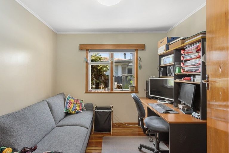 Photo of property in 56 James Foley Avenue, Pirimai, Napier, 4112