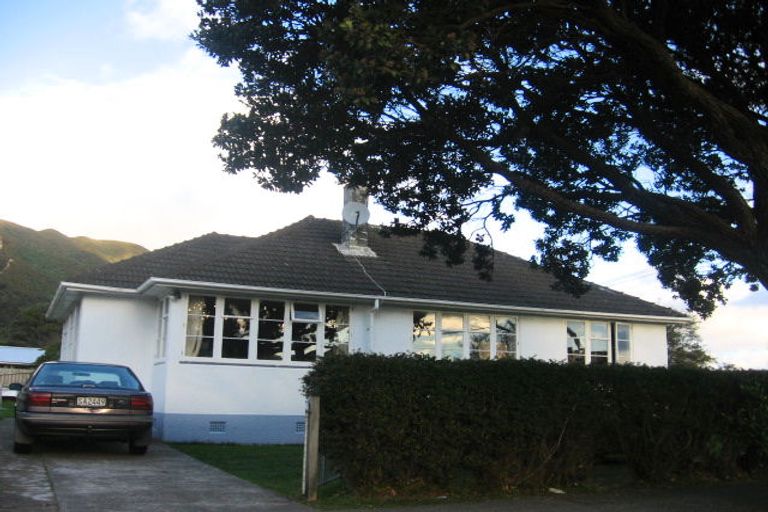 Photo of property in 61 Godley Street, Waiwhetu, Lower Hutt, 5010