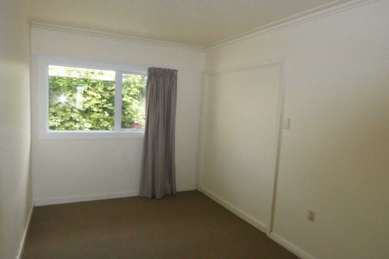 Photo of property in 8 Clonbern Place, Upper Riccarton, Christchurch, 8041