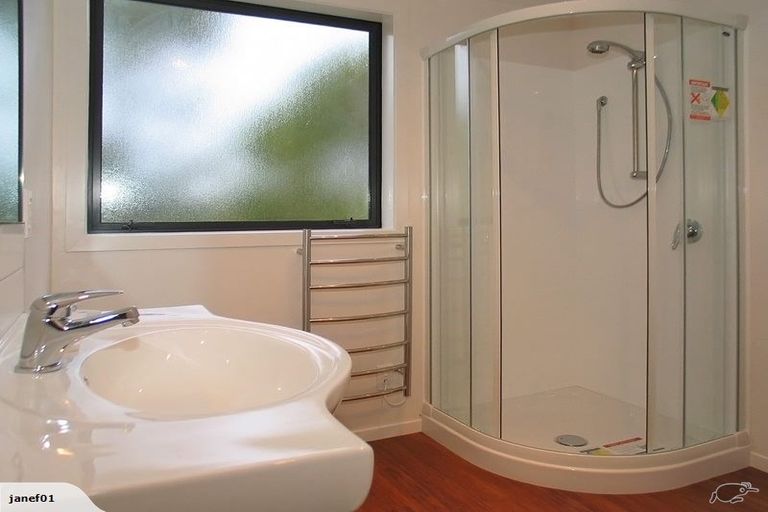 Photo of property in 29a Kapiti Crescent, Titahi Bay, Porirua, 5022