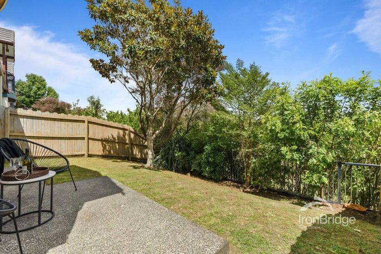 Photo of property in 97 Fields Parade, Oteha, Auckland, 0632