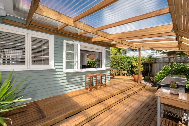 Photo of property in 7 Young Street, Claudelands, Hamilton, 3214