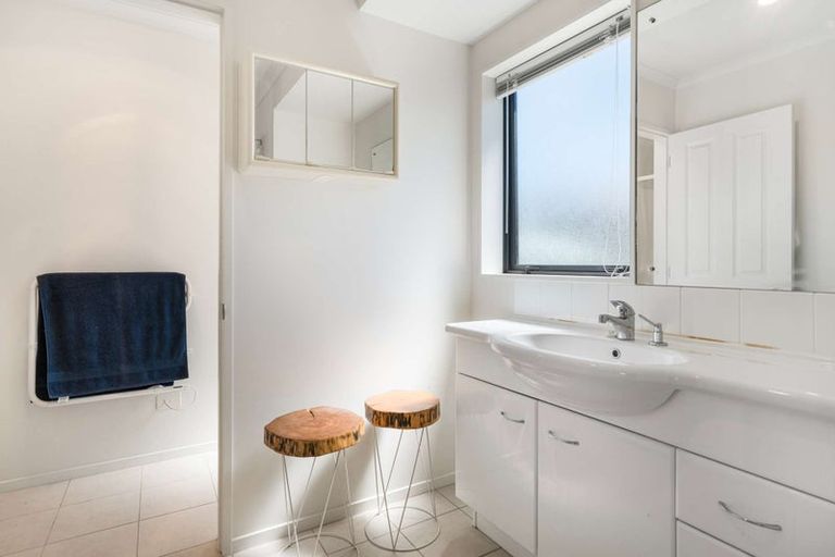 Photo of property in 58 Omana Avenue, Shelly Beach, Helensville, 0874