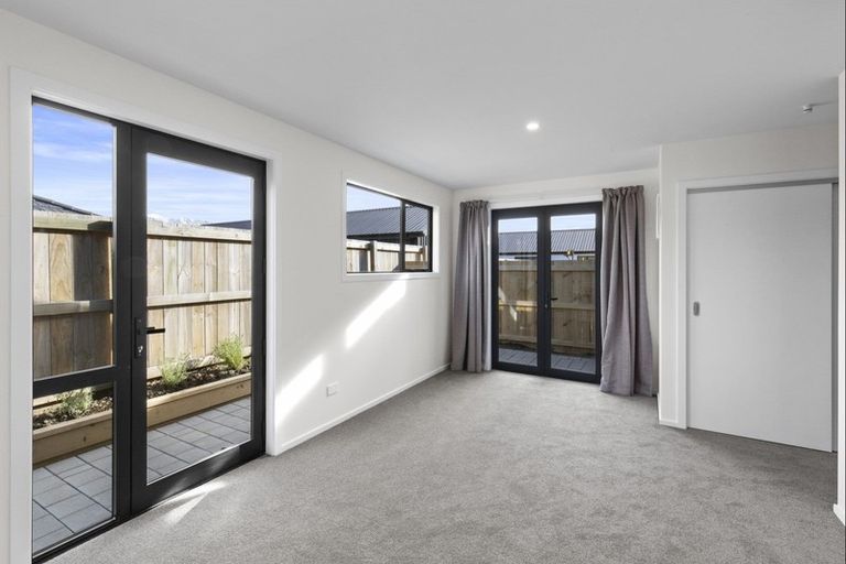 Photo of property in 16 Silver Street, Lower Shotover, Queenstown, 9304