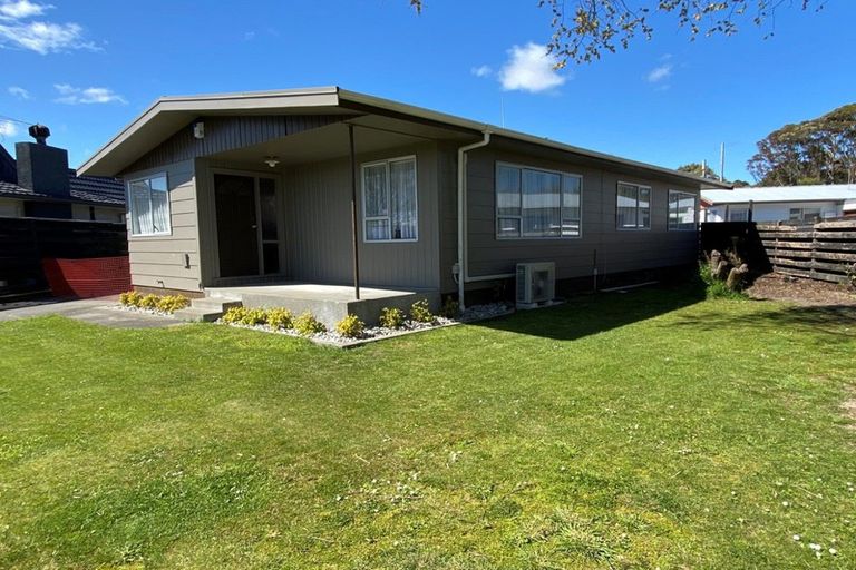 Photo of property in 10 Geraldine Crescent, Cloverlea, Palmerston North, 4412