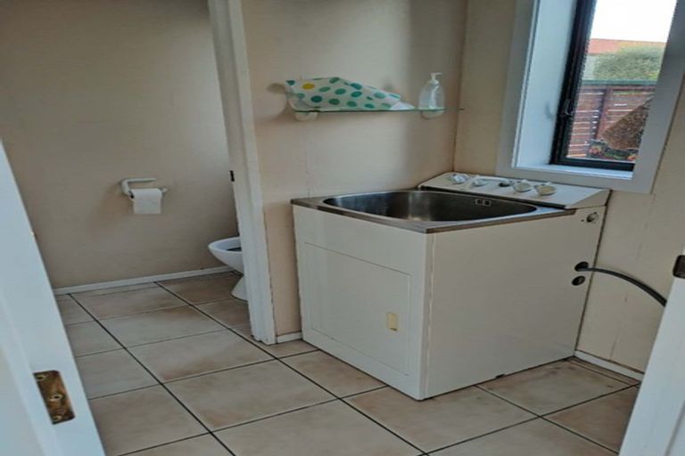 Photo of property in Tuscany Towers, 53/1 Ambrico Place, New Lynn, Auckland, 0600