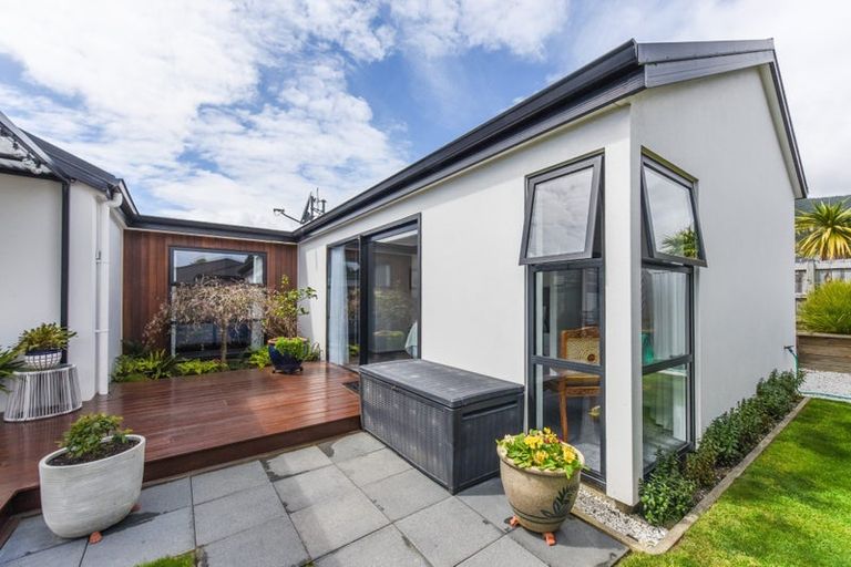 Photo of property in 17 Travers Avenue, Richmond, 7020