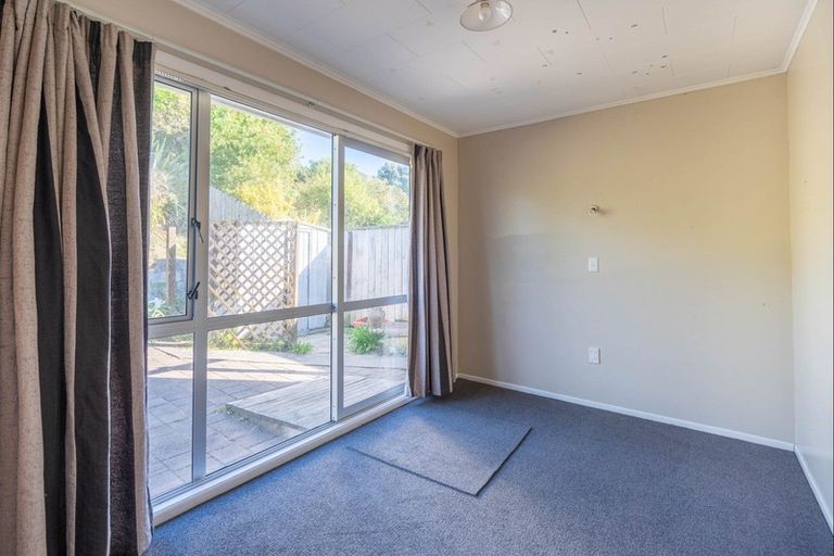 Photo of property in 11 Anaru Street, Raumati Beach, Paraparaumu, 5032
