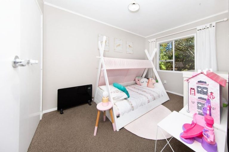 Photo of property in 1/252 Birkdale Road, Birkdale, Auckland, 0626