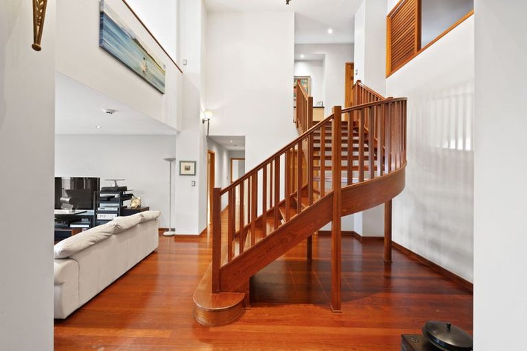 Photo of property in 2/22 Falstaff Place, Half Moon Bay, Auckland, 2012
