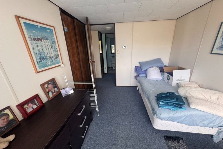 Photo of property in 2/141 Carnoustie Drive, Wattle Downs, Auckland, 2103