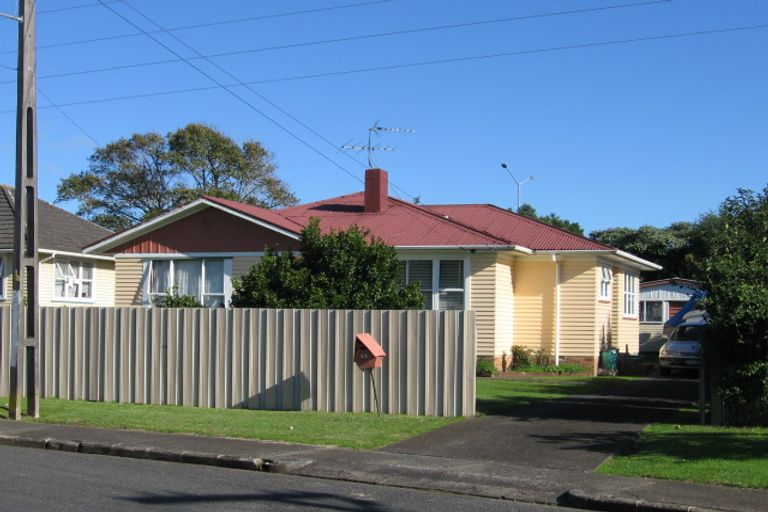 Photo of property in 25 Cooper Crescent, Otara, Auckland, 2023