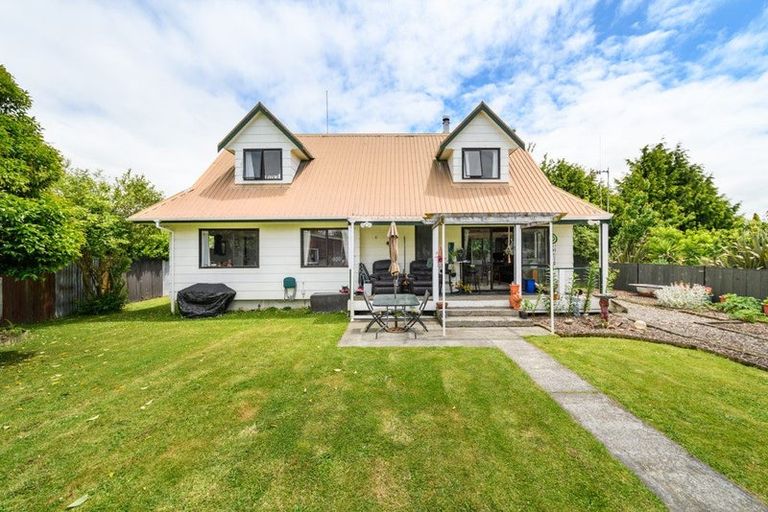 Photo of property in 8a Pharazyn Street, Feilding, 4702