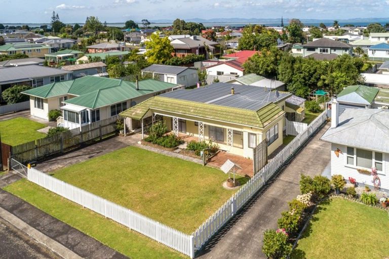 Photo of property in 111 Fergusson Drive, Thames, 3500