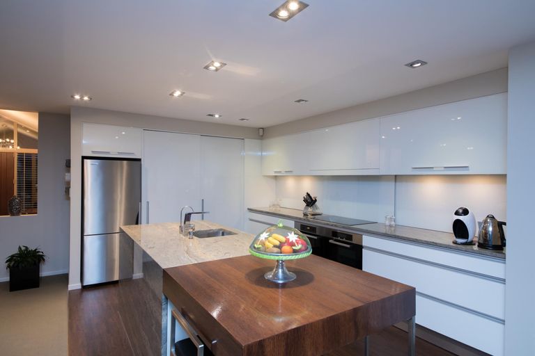 Photo of property in 2 Grand Oaks Drive, Awapuni, Palmerston North, 4412