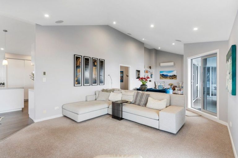 Photo of property in 1/3 Katui Street, Castor Bay, Auckland, 0620