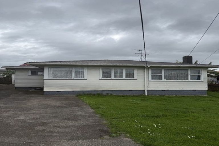 Photo of property in 6 Balfour Road, Manurewa, Auckland, 2102