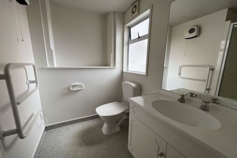 Photo of property in 5/33 Dowling Street, Dunedin Central, Dunedin, 9016