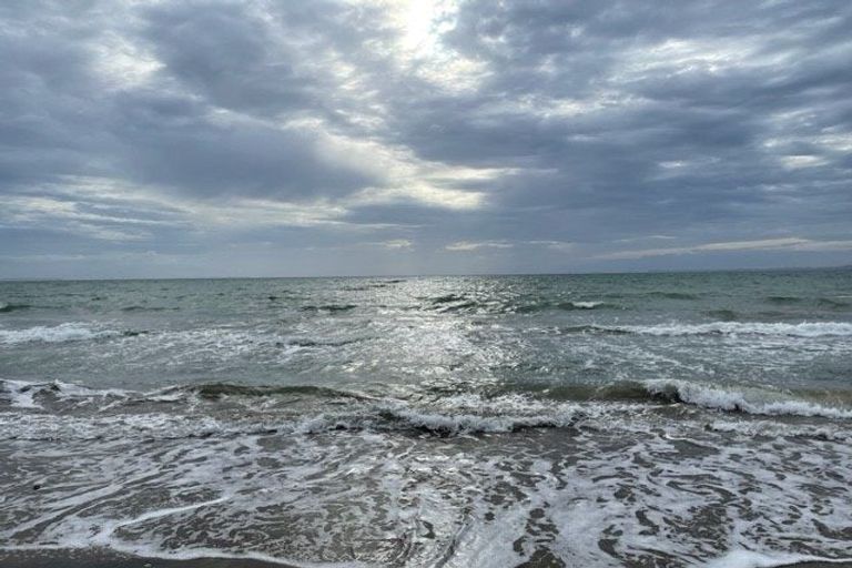 Photo of property in 59 Milford Road, Milford, Auckland, 0620