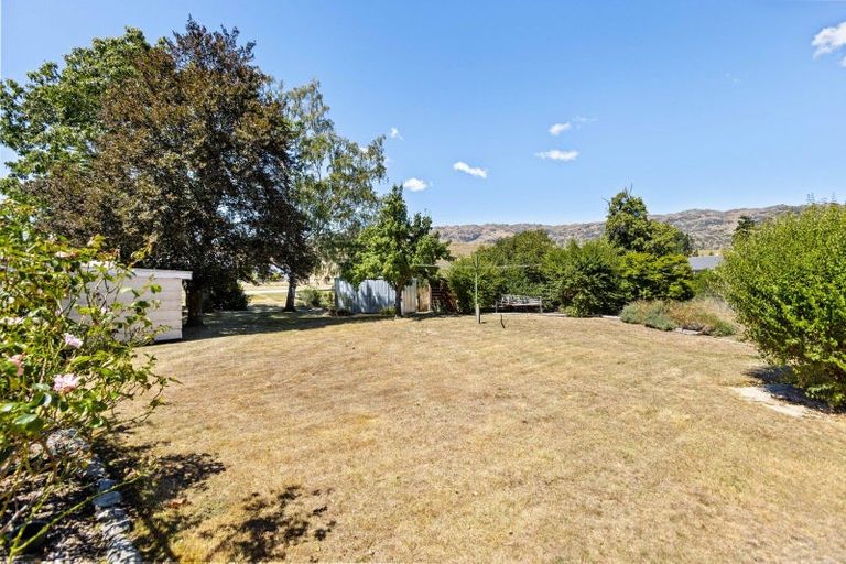 Photo of property in 6 Cambridge Road, Patearoa, 9398