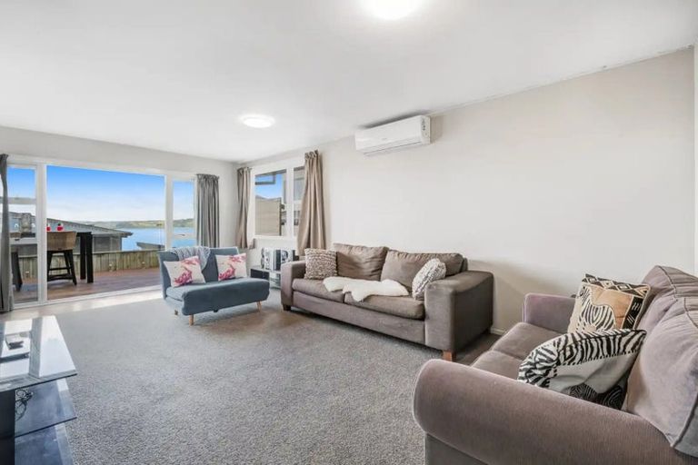 Photo of property in 805 Whangaparaoa Road, Manly, Whangaparaoa, 0930