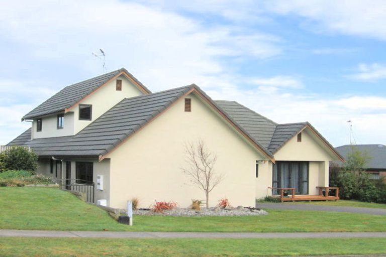 Photo of property in 45 Ayrshire Drive, Grandview Heights, Hamilton, 3200