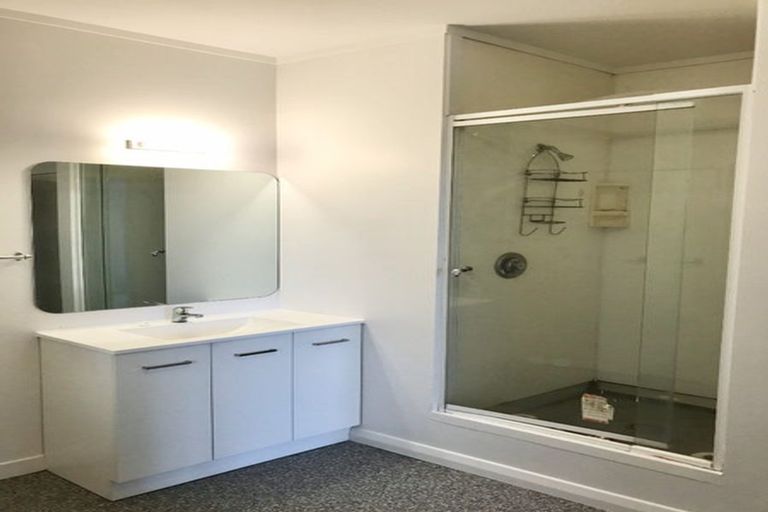 Photo of property in 121 Pembroke Road, Wilton, Wellington, 6012