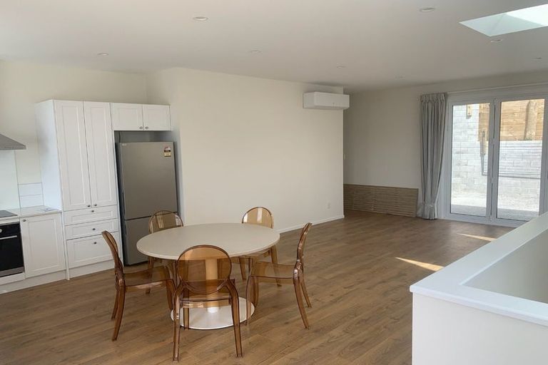 Photo of property in 16a Florence Street, Newtown, Wellington, 6021