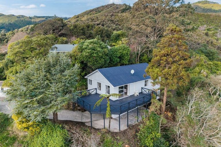 Photo of property in 214a Waddington Drive, Naenae, Lower Hutt, 5011