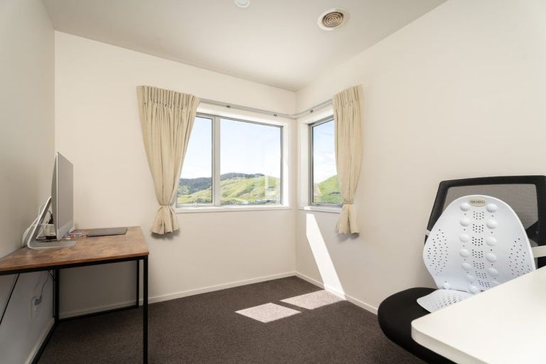Photo of property in 15 Trafford Terrace, Churton Park, Wellington, 6037
