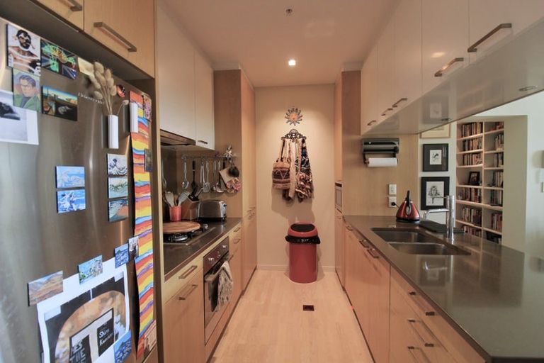 Photo of property in Chews Lane Apartments, 9e/9 Chews Lane, Wellington Central, Wellington, 6011