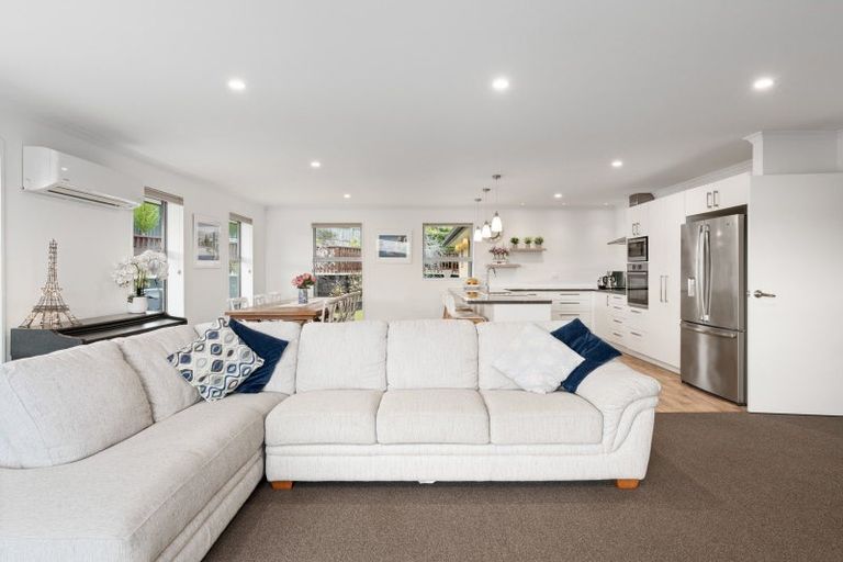 Photo of property in 35 Irwin Logan Drive, Mosgiel, 9024