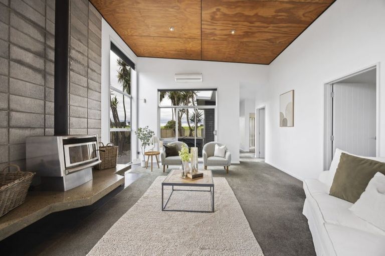 Photo of property in 8a Hira Street, Ohawe, Hawera, 4671