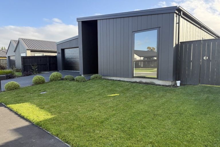 Photo of property in 5 Borthwick Street, Belfast, Christchurch, 8051