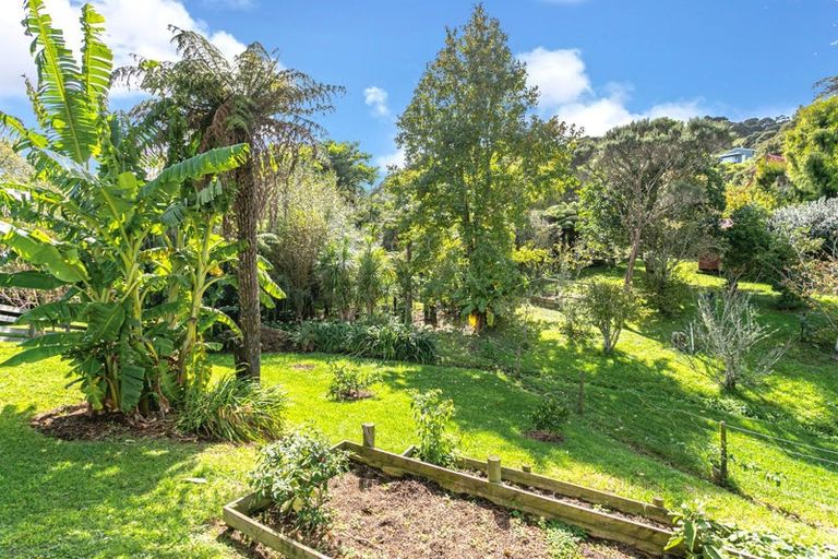 Photo of property in 335 Edward Street, Coromandel, 3506