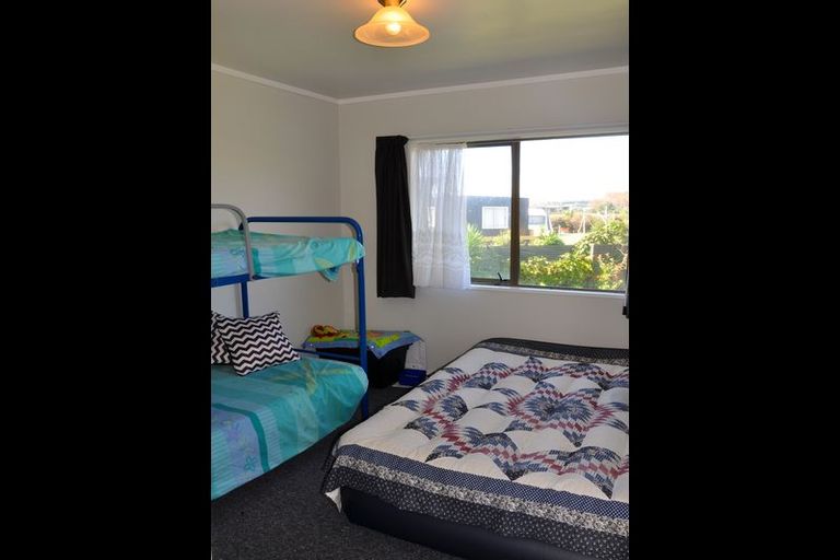 Photo of property in 14 Hanlen Avenue, Waihi Beach, 3611