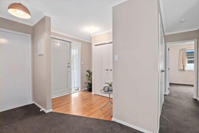 Photo of property in 15 Eton Drive, Hillcrest, Hamilton, 3216