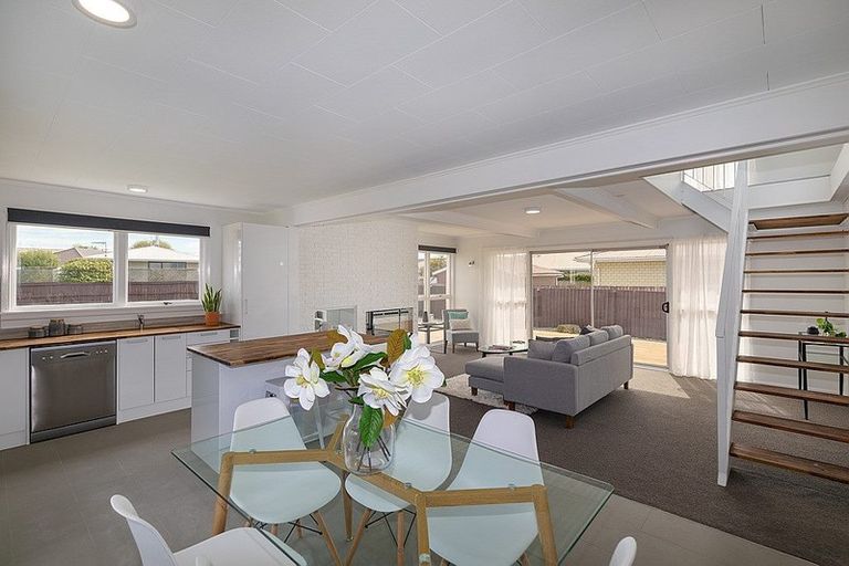 Photo of property in 374 Halswell Road, Halswell, Christchurch, 8025