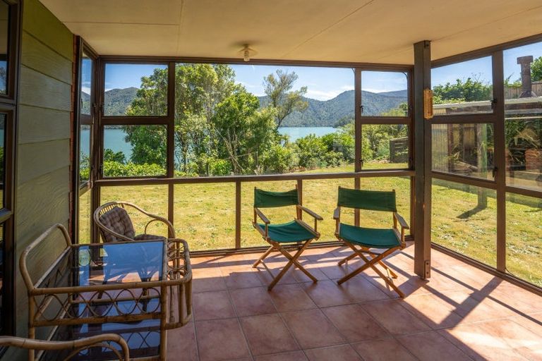 Photo of property in 2 Cook Street, Havelock, 7100