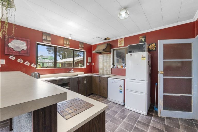 Photo of property in 86 Victoria Street, Kaponga, Hawera, 4679