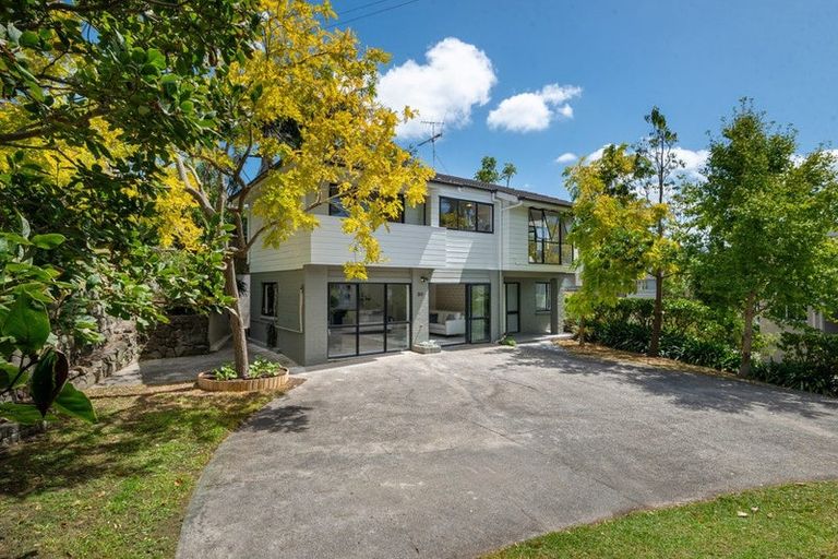Photo of property in 1/20a Hauraki Road, Hauraki, Auckland, 0622