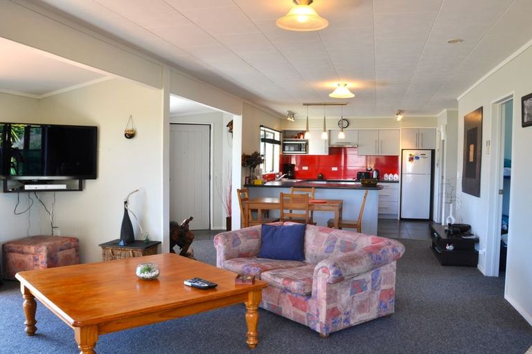 Photo of property in 14 Hanlen Avenue, Waihi Beach, 3611