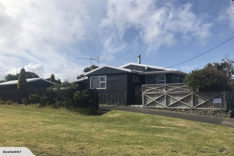 Photo of property in 79 Nash Parade, Foxton Beach, Foxton, 4815