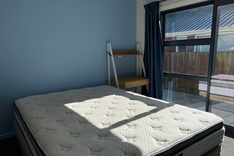 Photo of property in 1 Clonbern Place, Upper Riccarton, Christchurch, 8041