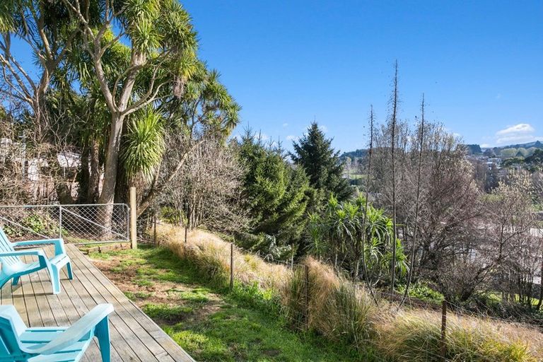 Photo of property in 10 Rennie Street, Green Island, Dunedin, 9018