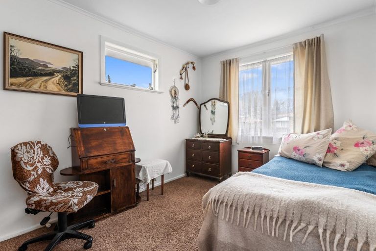 Photo of property in 82 Meadowbank Crescent, Fordlands, Rotorua, 3015