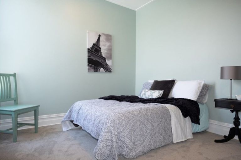 Photo of property in 17 Helena Street, Forbury, Dunedin, 9012