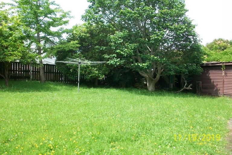 Photo of property in 23 Mawney Road, Henderson, Auckland, 0610