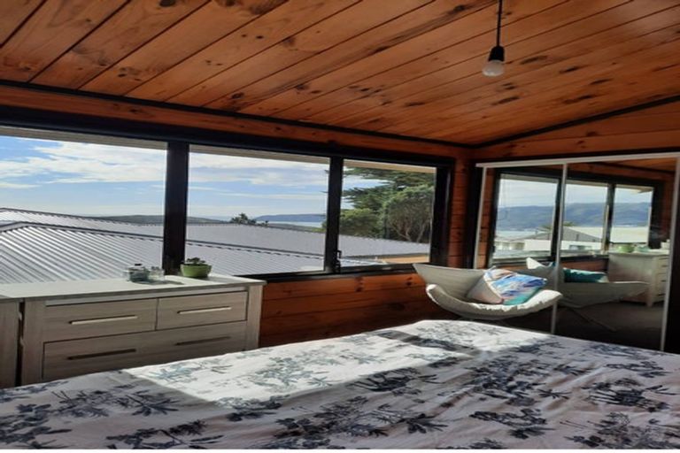 Photo of property in 98 Conclusion Street, Ascot Park, Porirua, 5024