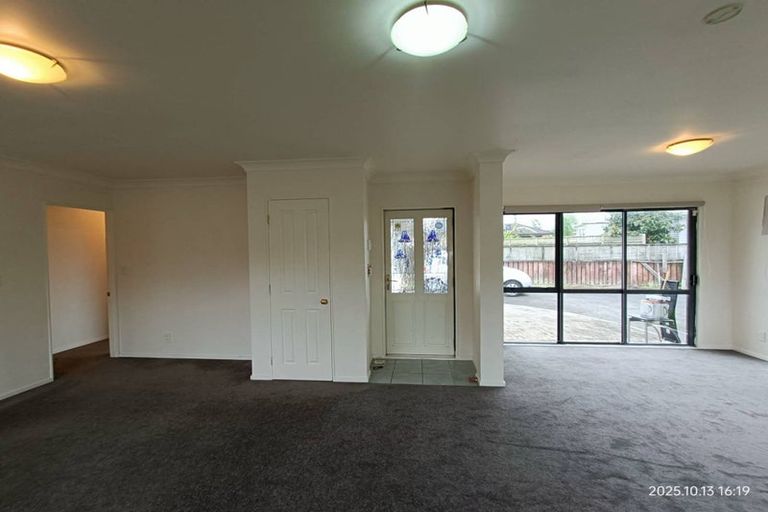 Photo of property in 1/36 Metcalfe Road, Ranui, Auckland, 0612